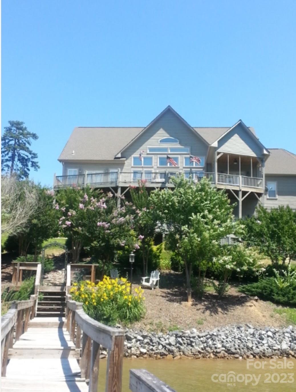 2225 Mallard Cove Drive Nebo NC 28761