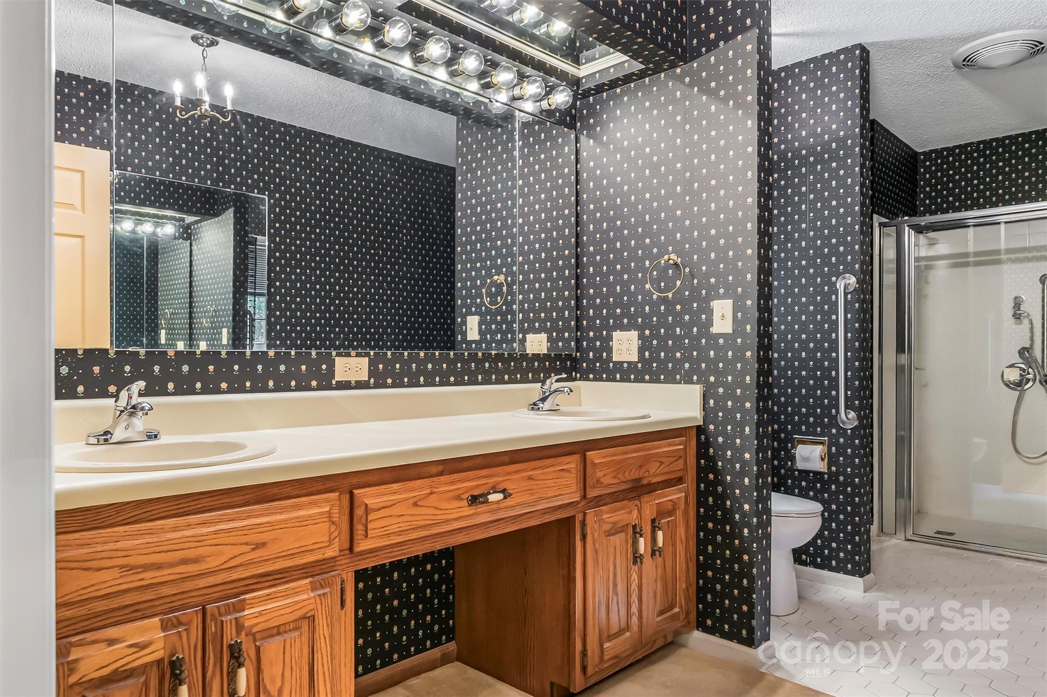 200 Woodland Drive Marion NC 28752
