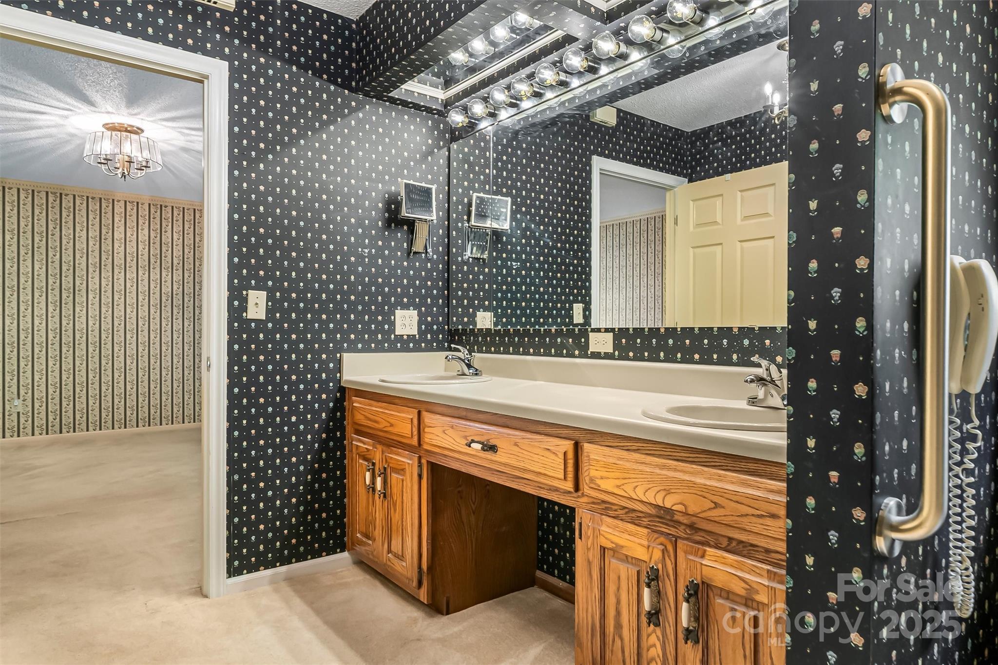 200 Woodland Drive Marion NC 28752