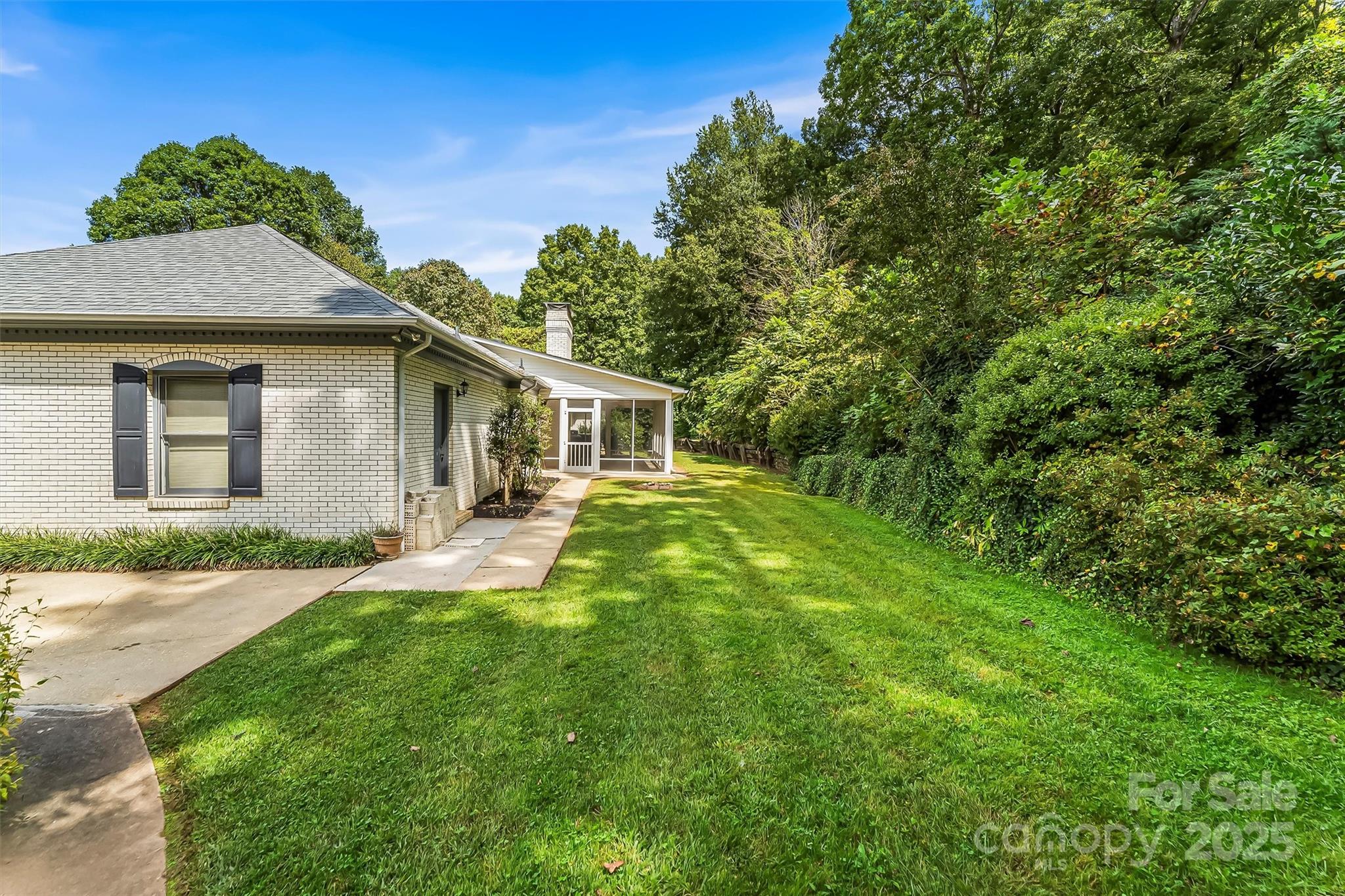 200 Woodland Drive Marion NC 28752