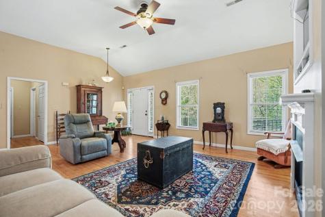 270 Spicewood Circle Troutman NC 28166