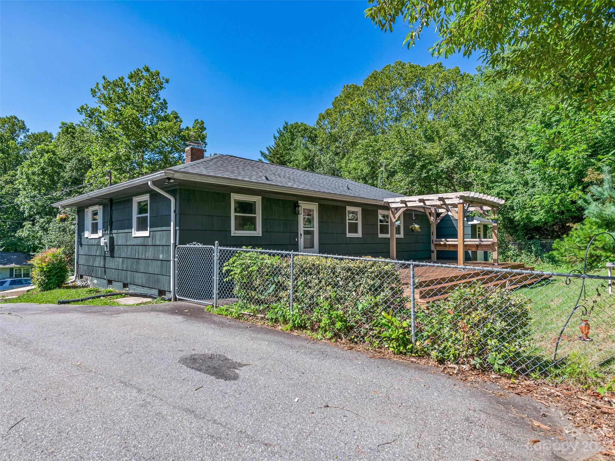 25 Pinehurst Road Asheville NC 28805