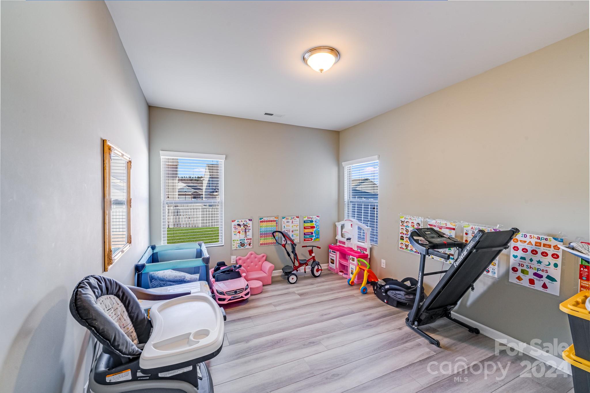2112 Gelbray Court Charlotte NC 28213