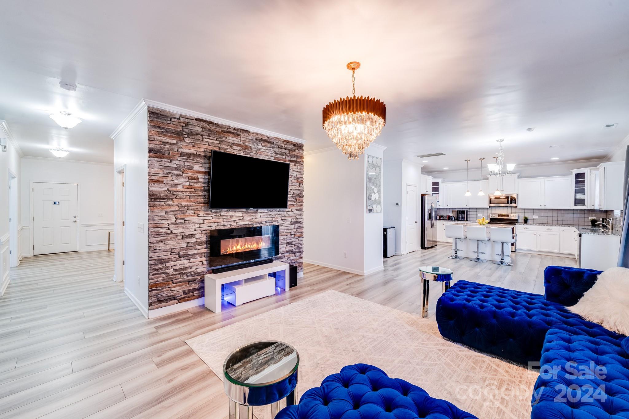 2112 Gelbray Court Charlotte NC 28213