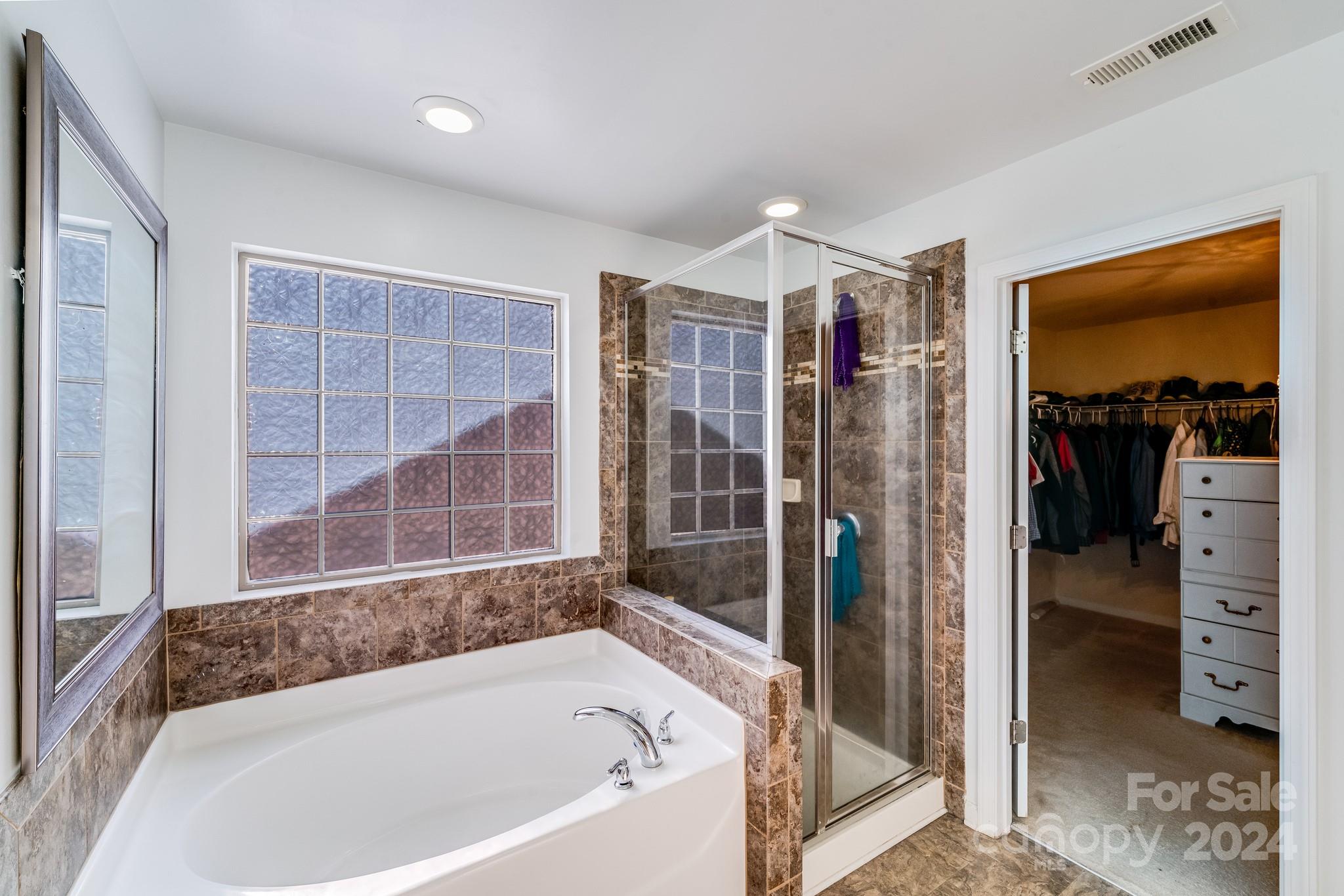 2112 Gelbray Court Charlotte NC 28213