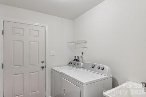 751 Hutch Mountain Road Fletcher NC 28732