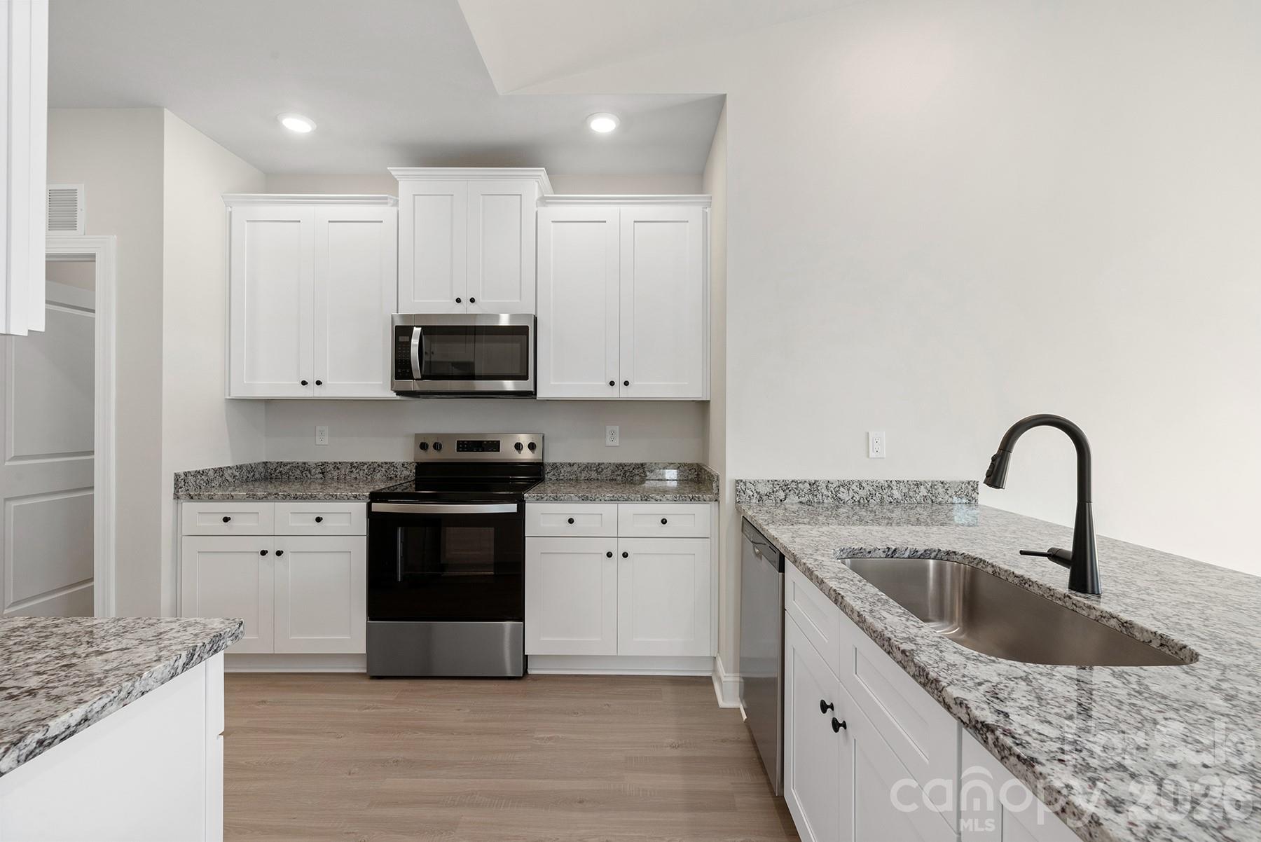 6623 Fairford Drive Charlotte NC 28215