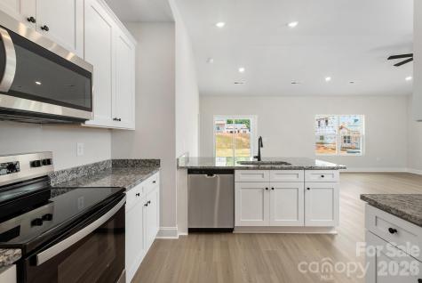 6623 Fairford Drive Charlotte NC 28215