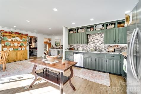 67 Watauga Heights Road Franklin NC 28734