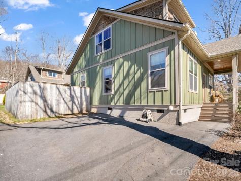 3 Staffordshire Drive Black Mountain NC 28711