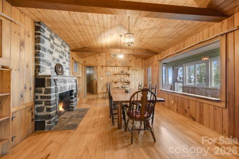 203 Laurel Lane Little Switzerland NC 28749