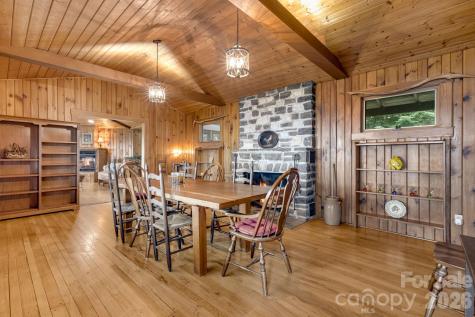 203 Laurel Lane Little Switzerland NC 28749