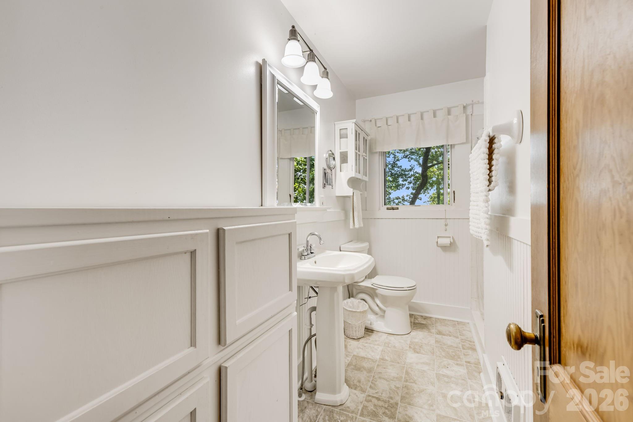 203 Laurel Lane Little Switzerland NC 28749