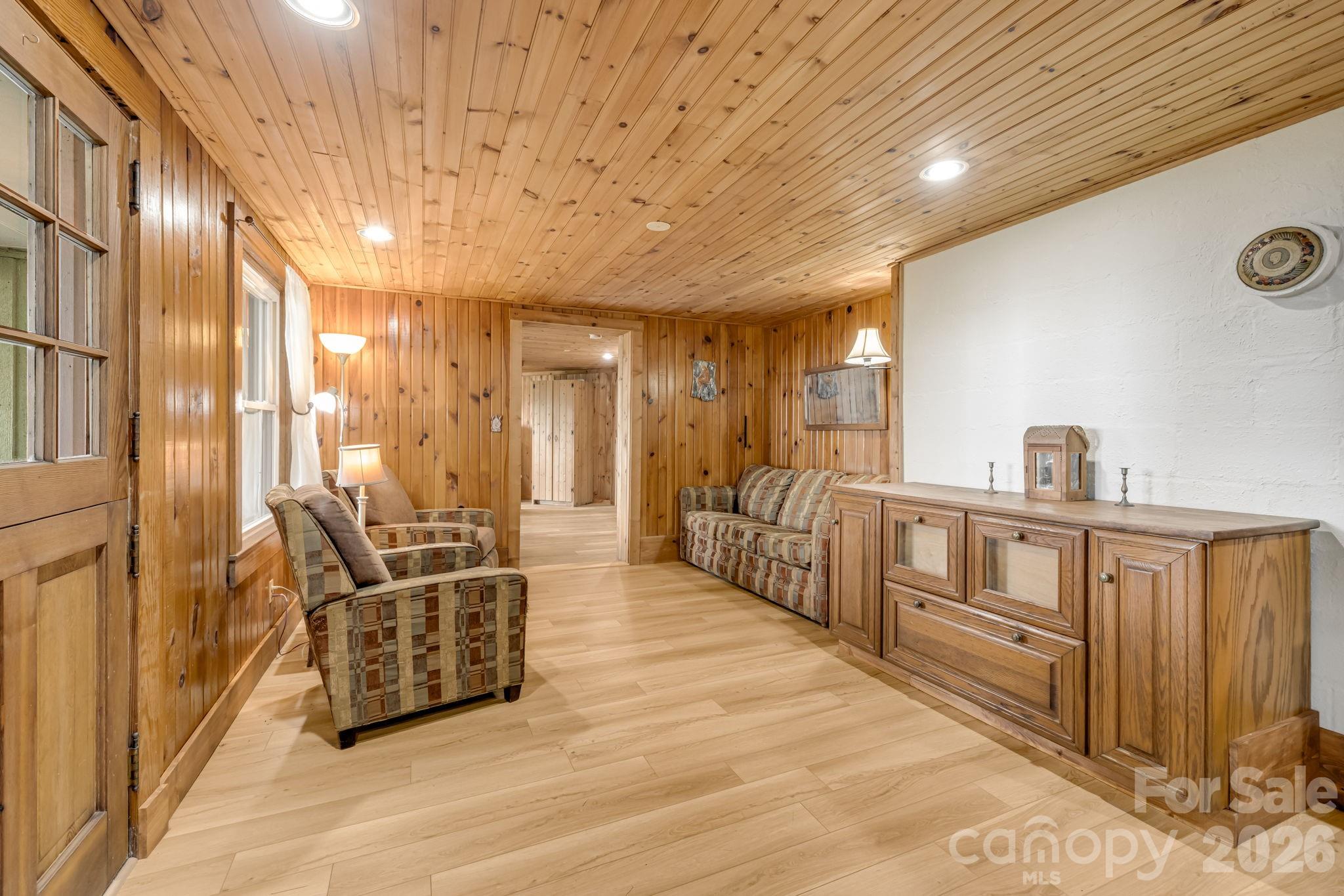 203 Laurel Lane Little Switzerland NC 28749