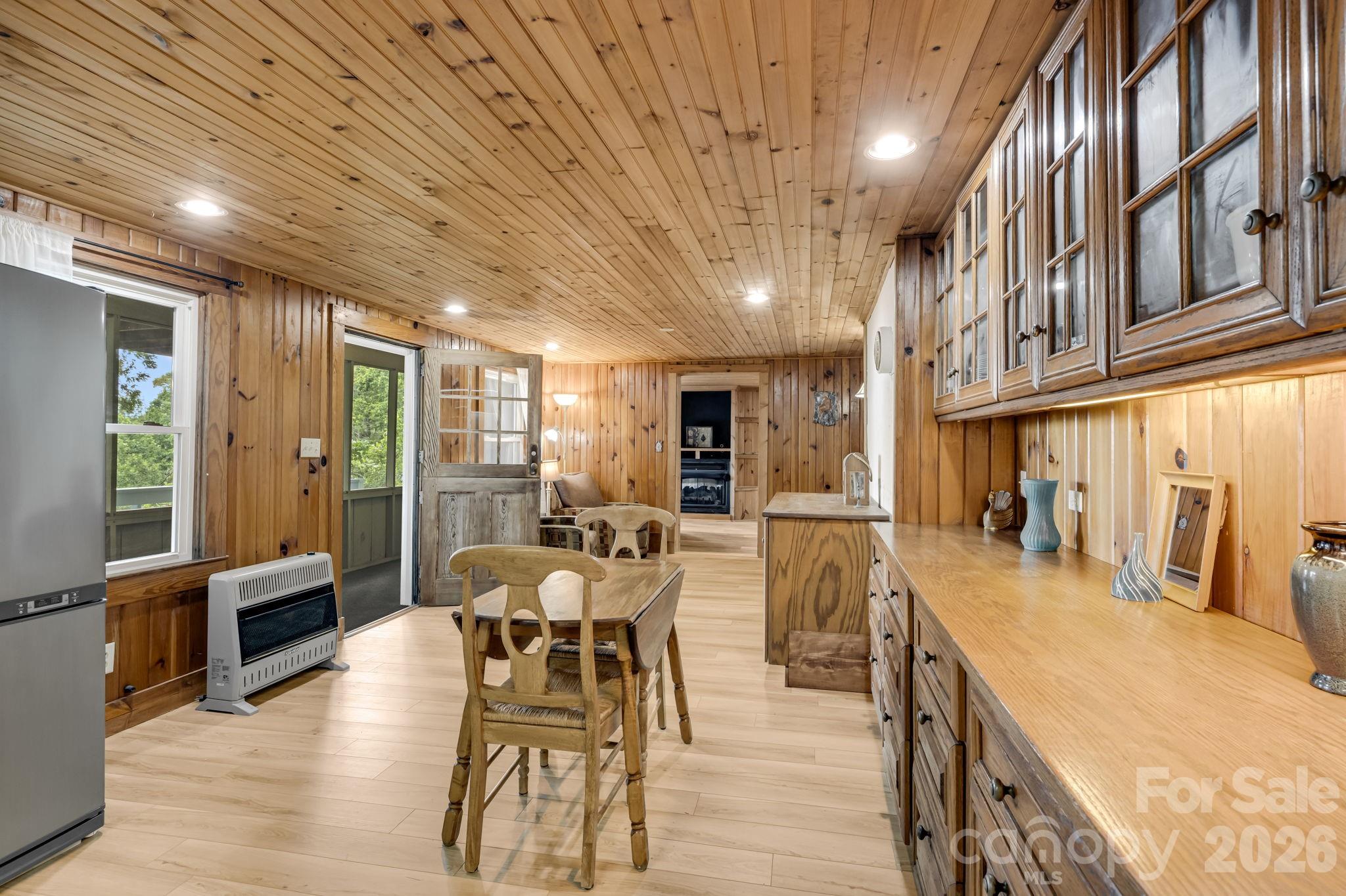 203 Laurel Lane Little Switzerland NC 28749