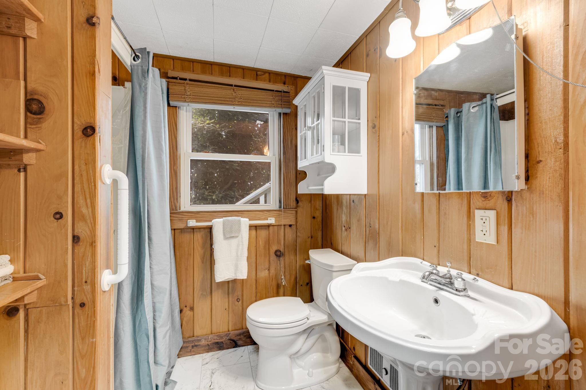 203 Laurel Lane Little Switzerland NC 28749