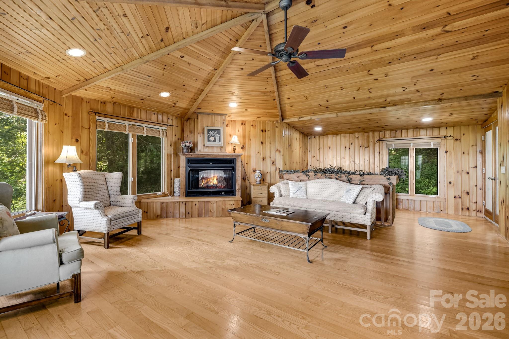 203 Laurel Lane Little Switzerland NC 28749
