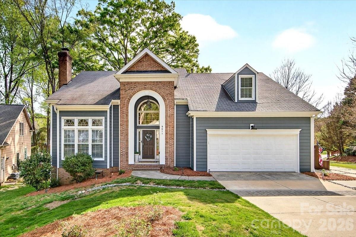 9011 Warbler Court Charlotte NC 28210