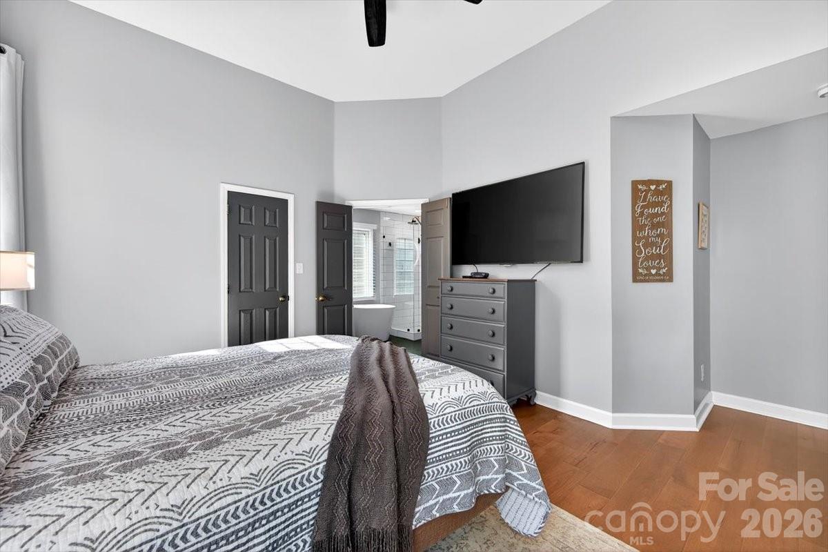 9011 Warbler Court Charlotte NC 28210