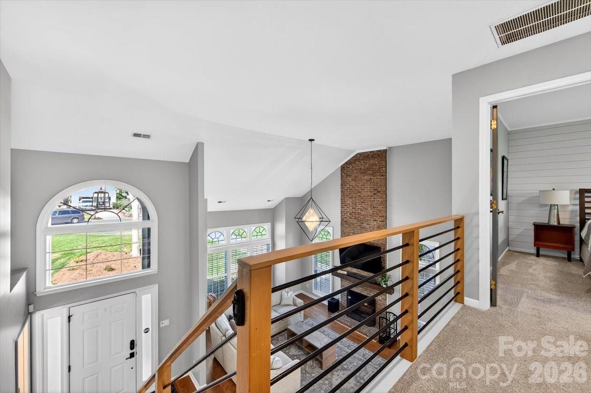 9011 Warbler Court Charlotte NC 28210