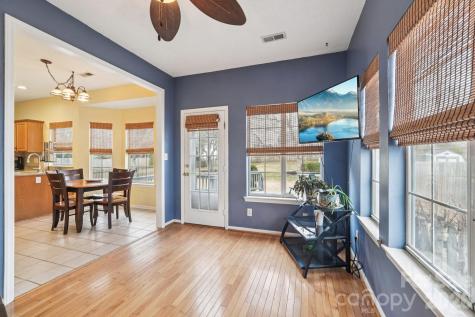 8426 Red Cypress Court Charlotte NC 28216