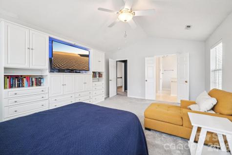 8426 Red Cypress Court Charlotte NC 28216