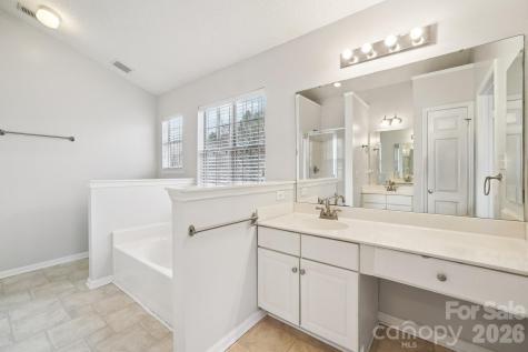 8426 Red Cypress Court Charlotte NC 28216