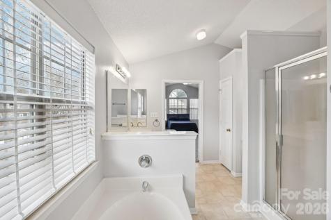 8426 Red Cypress Court Charlotte NC 28216