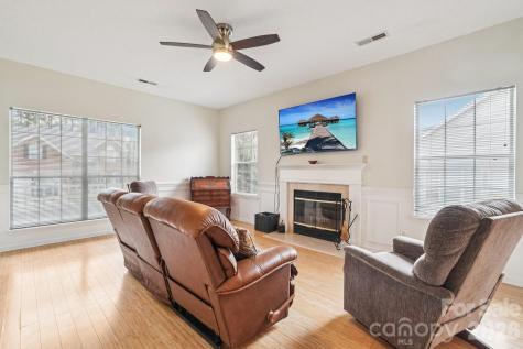 8426 Red Cypress Court Charlotte NC 28216