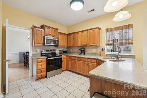 8426 Red Cypress Court Charlotte NC 28216