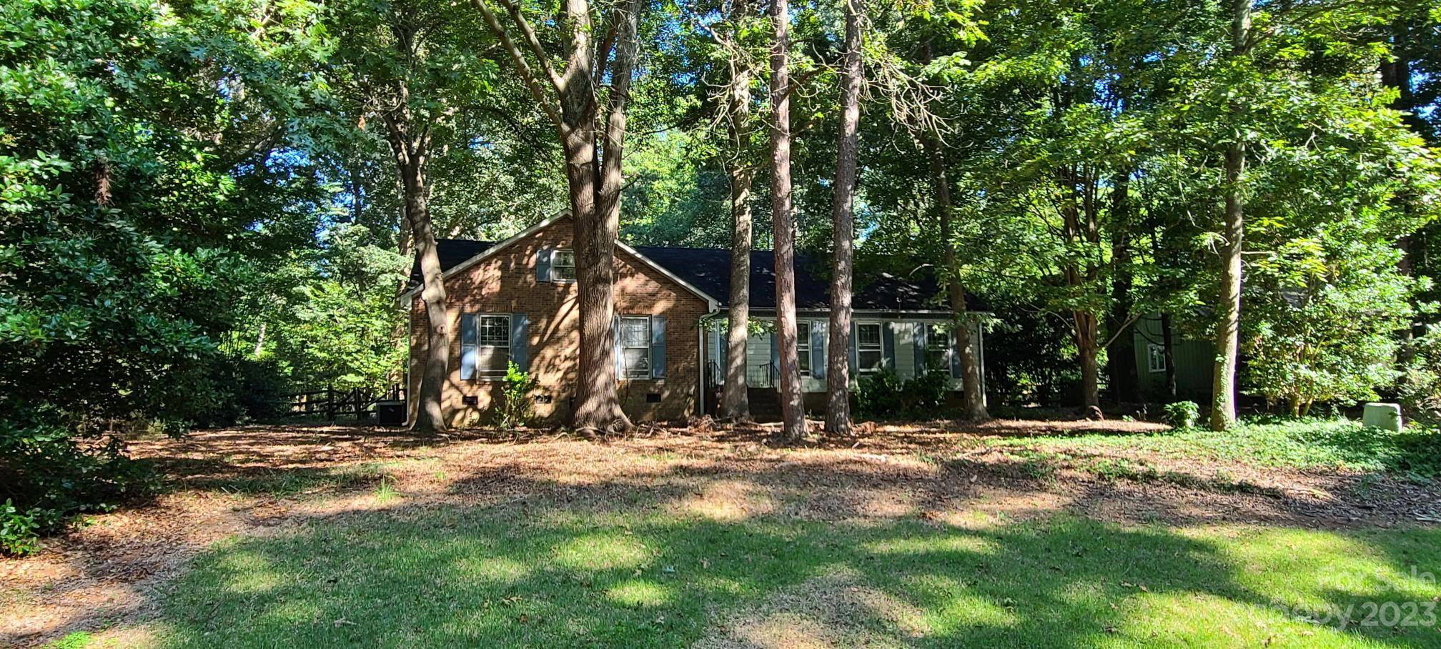 2400 Connemara Drive Matthews NC 28105