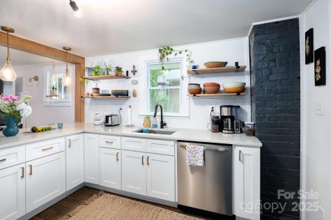 18 Jarrett Street Asheville NC 28806