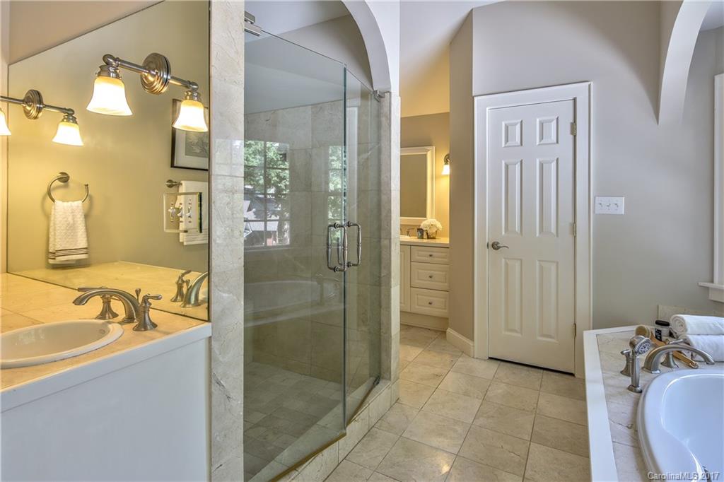 2028 Dilworth Road W Charlotte NC 28203