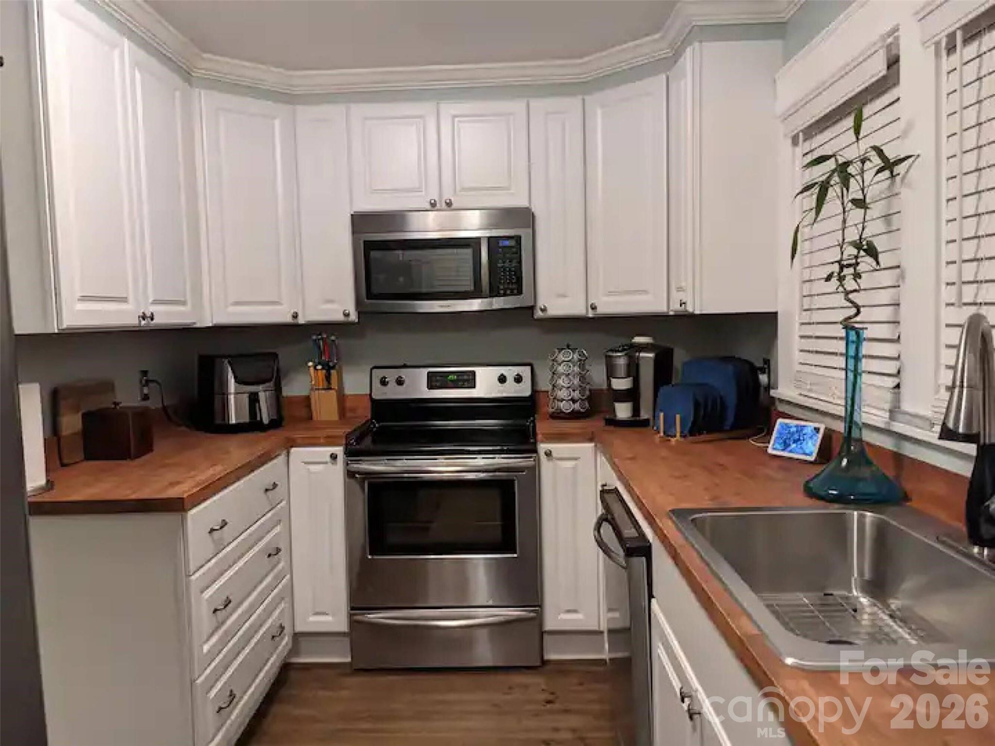 4033 W Tyvola Road Charlotte NC 28208