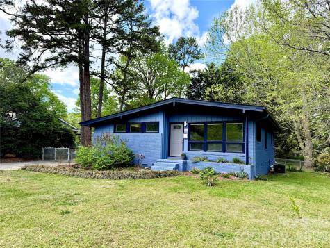 1511 Briarfield Drive Charlotte NC 28205