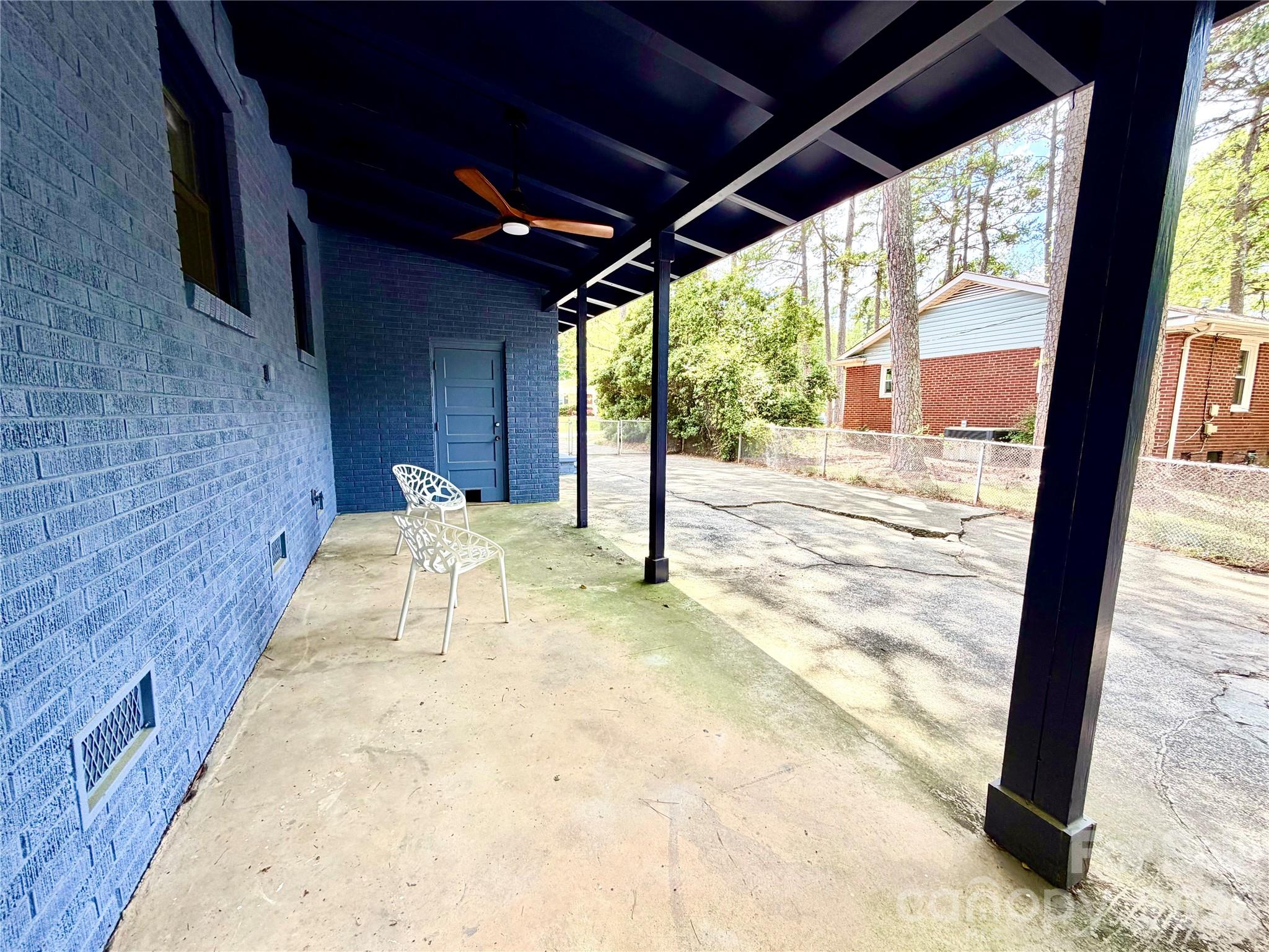 1511 Briarfield Drive Charlotte NC 28205