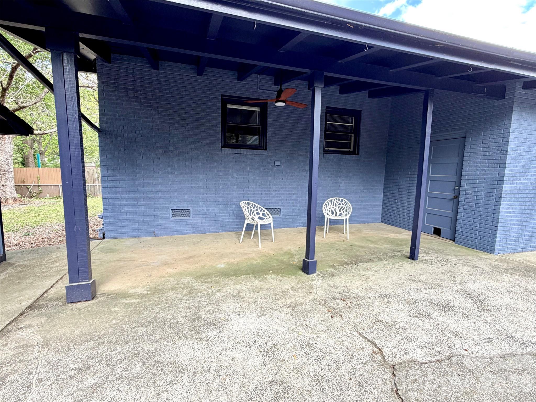 1511 Briarfield Drive Charlotte NC 28205