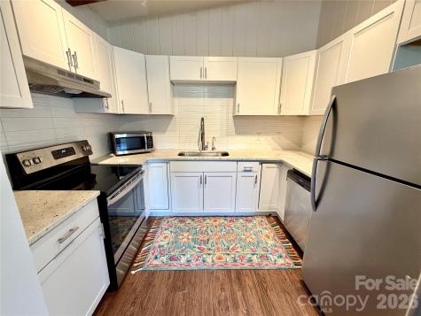 1511 Briarfield Drive Charlotte NC 28205