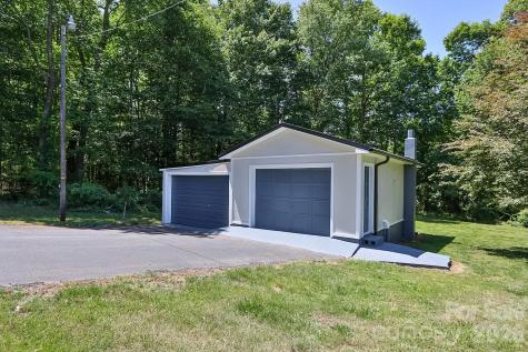 1279 N Hoots Road Ronda NC 28679