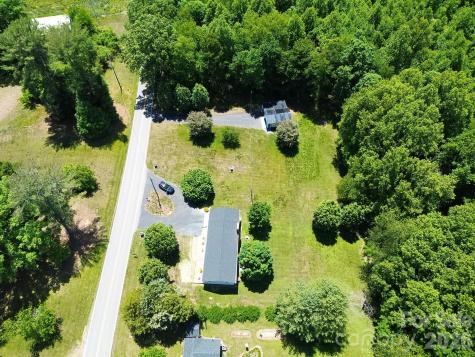 1279 N Hoots Road Ronda NC 28679