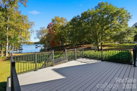 290 Blucher Circle Lake Wylie SC 29710