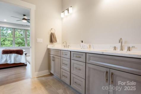 21 Craftsman Overlook Ridge Arden NC 28704