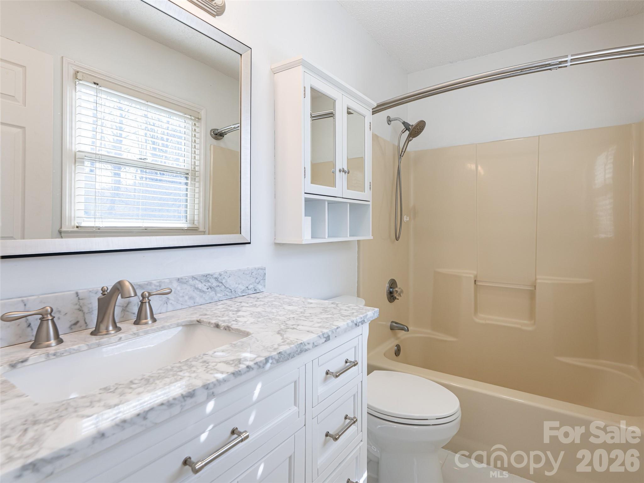 8 Turkey Toe Lane Arden NC 28704