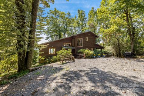765/764 Osborne Knob Road Little Switzerland NC 28752