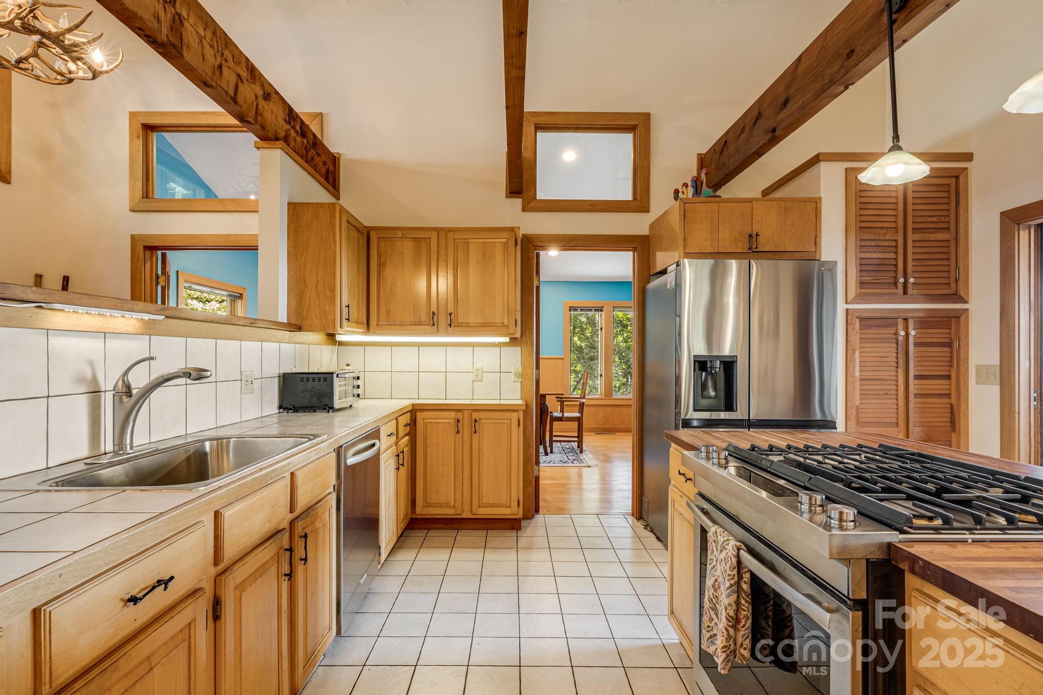 765/764 Osborne Knob Road Little Switzerland NC 28752