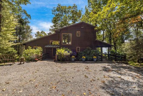 765/764 Osborne Knob Road Little Switzerland NC 28752