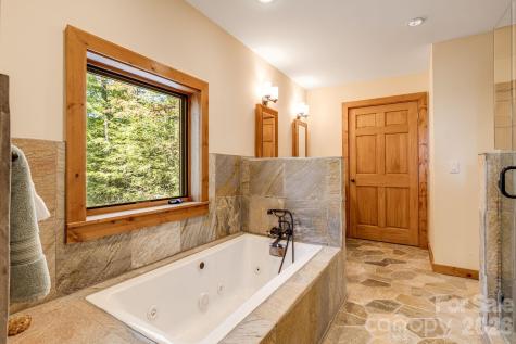 765/764 Osborne Knob Road Little Switzerland NC 28752