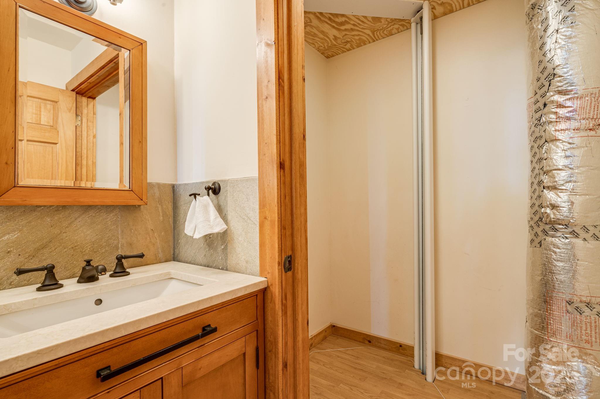 765/764 Osborne Knob Road Little Switzerland NC 28752