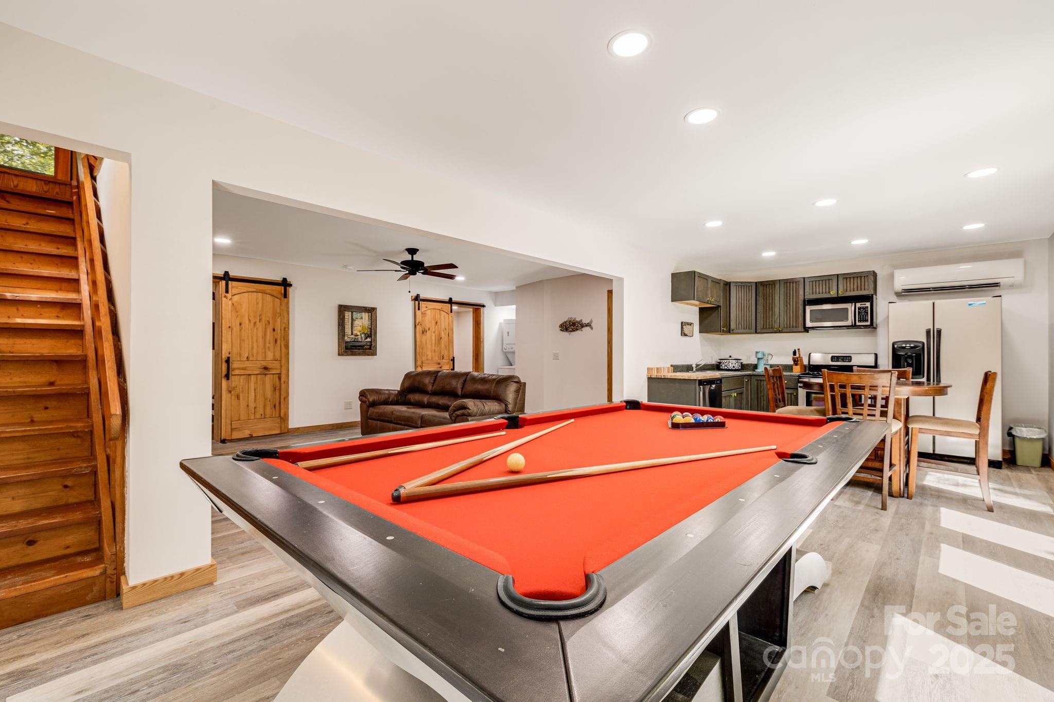 765/764 Osborne Knob Road Little Switzerland NC 28752
