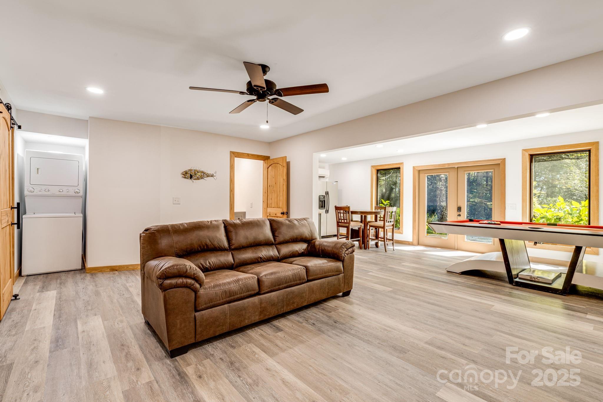 765/764 Osborne Knob Road Little Switzerland NC 28752